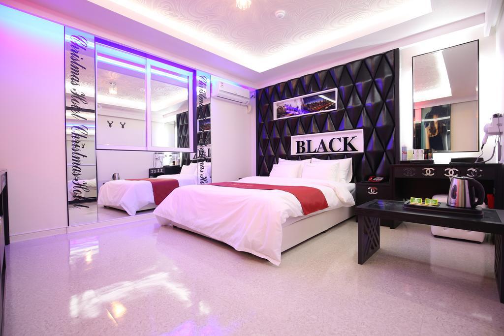 X-Mas Hotel Daejeon Exterior photo